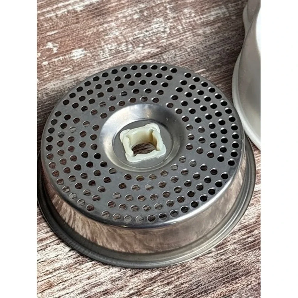 Proctor Silex Juicer Mod. No. 02724‎ Replacement Parts Only ( 2 pcs. ) Strainer